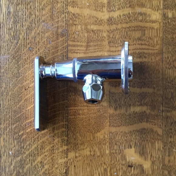 Newport Brass Shut Off Valve W Compression Outlet - Picture 3 of 6